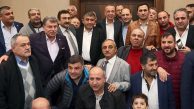 Battal İlgezdi Pazar kahvaltısını Ataşehir’de bulunan taksicilerle birlikte yaptı