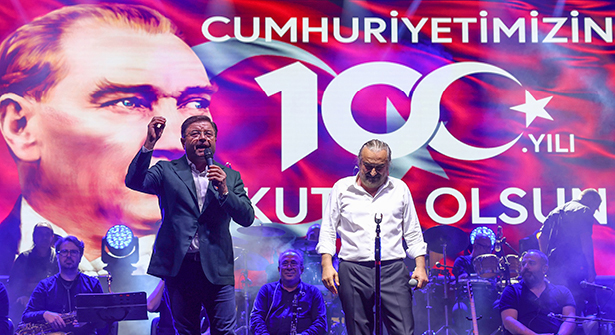 Volkan Konak İle Cumhuriyet’in 100.Yıl Coşkusu Maltepe’yi Sardı