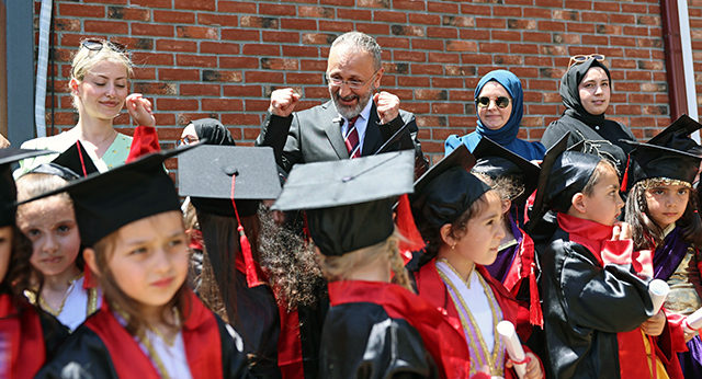 Eyüpsultan Belediye Başkanı Özmen’den Yeni Anaokulları Müjdesi