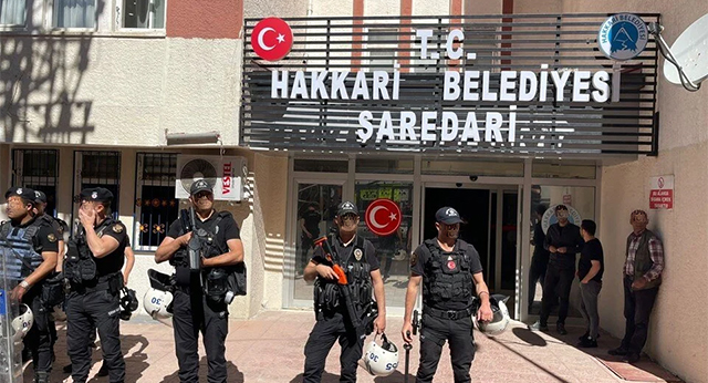 Hakkari Belediyesi Eş Başkanı Görevden Uzaklaştırıldı, Başkanlığa Vali Atandı