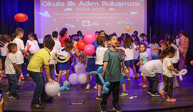 Maltepe Belediyesi’nden Öğrencilere Kırtasiye Desteği