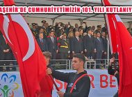 Ataşehir ‘de Cumhuriyetimizin 101. Yılı Resmi Törenlerle Kutlanıyor